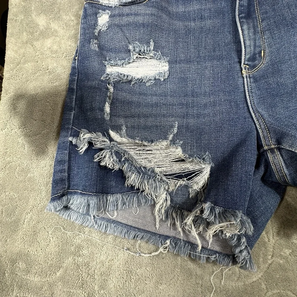 Judy Blue Distressed Tulip Hem Denim Shorts 3XL Frayed Cut Off Destroyed New